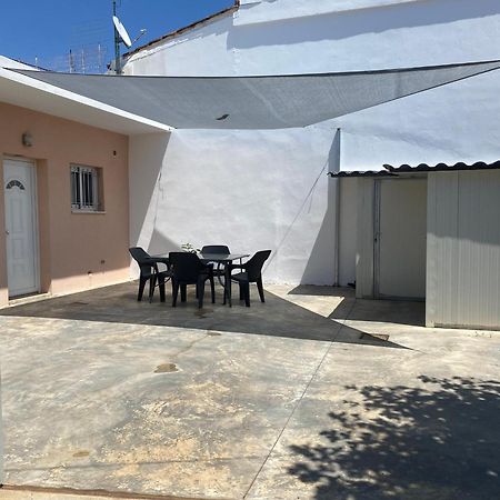 Olive Hill Apartment Karpofora 外观 照片