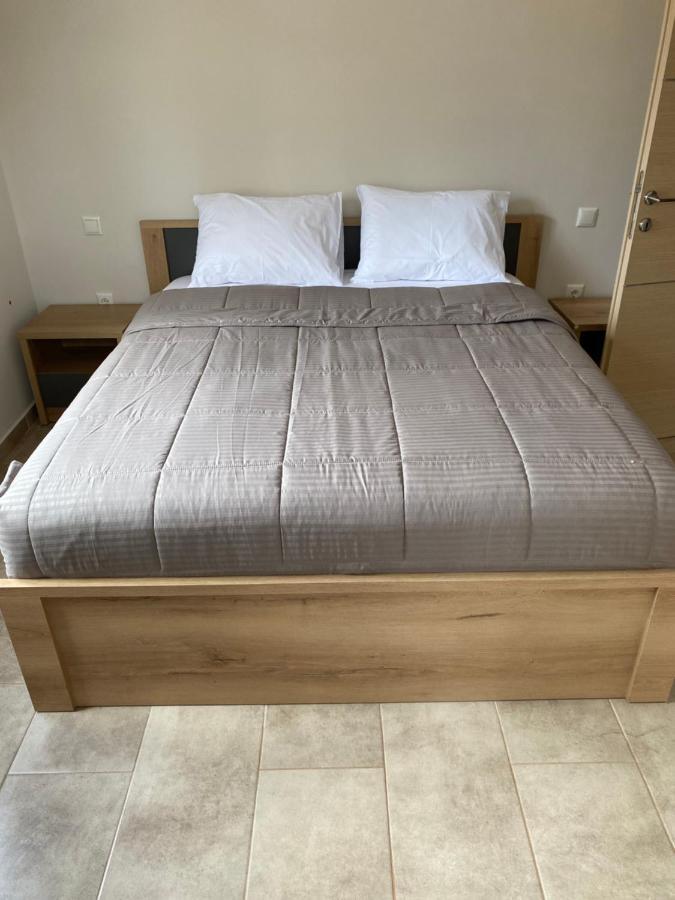 Olive Hill Apartment Karpofora 外观 照片