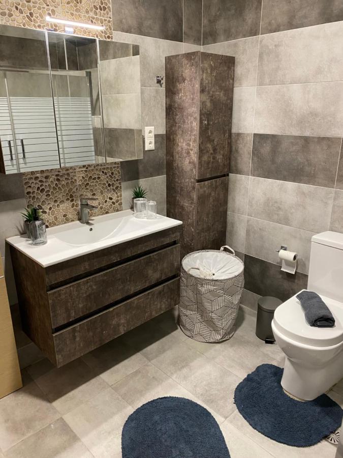 Olive Hill Apartment Karpofora 外观 照片